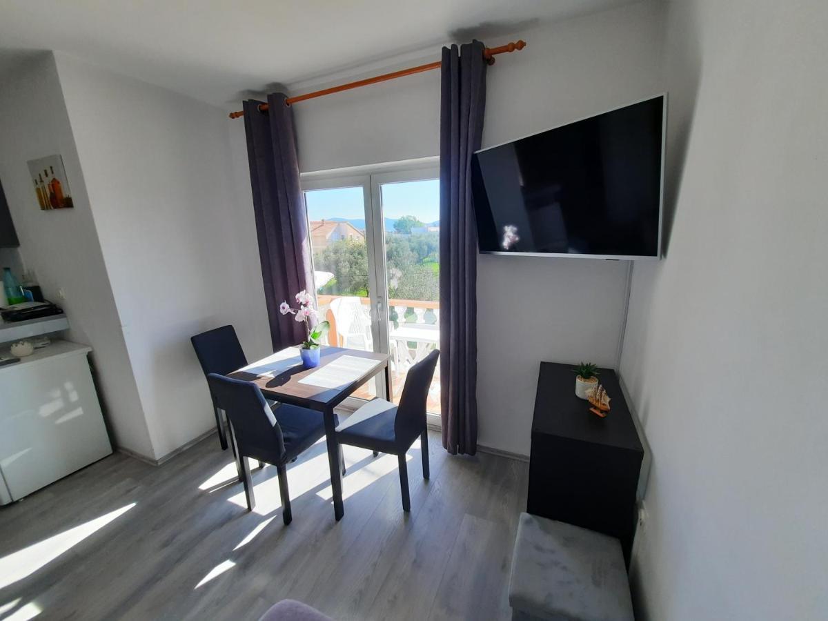 Apartments Brkovic Сукошан Экстерьер фото